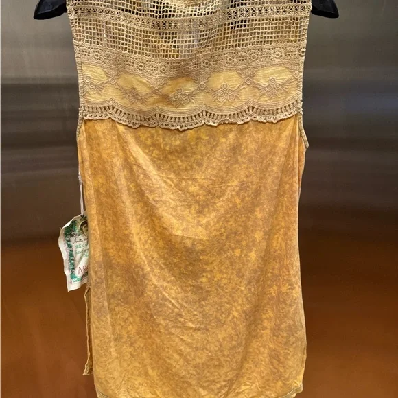 Aratta Mustard Lace Accent Blouse - Picture 4 of 6